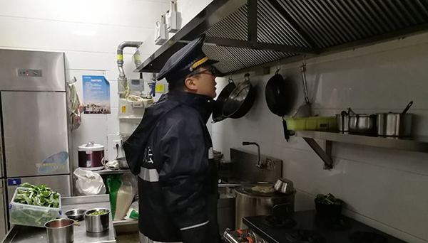 油煙凈化器室內(nèi)安裝,油煙凈化器室內(nèi)安裝圖片